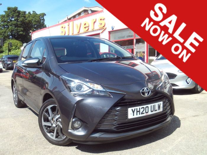 Toyota Yaris 1.5 VVT-i Y20 5dr [Bi-tone] Hatchback Petrol Grey