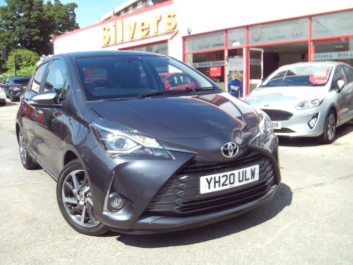 Toyota Yaris 1.5 VVT-i Y20 5dr [Bi-tone] Hatchback Petrol Grey