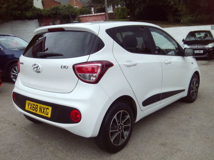 Hyundai i10 1.0 Go SE 5dr Hatchback Petrol White