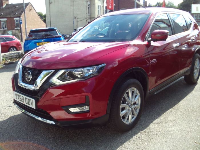 Nissan X Trail 1.7 dCi Acenta Premium 5dr Estate Diesel Red