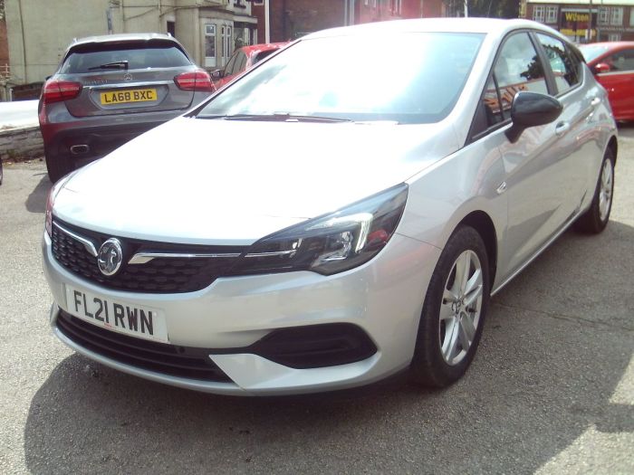 Vauxhall Astra 1.5 Turbo D 105 Business Edition Nav 5dr Hatchback Diesel Silver