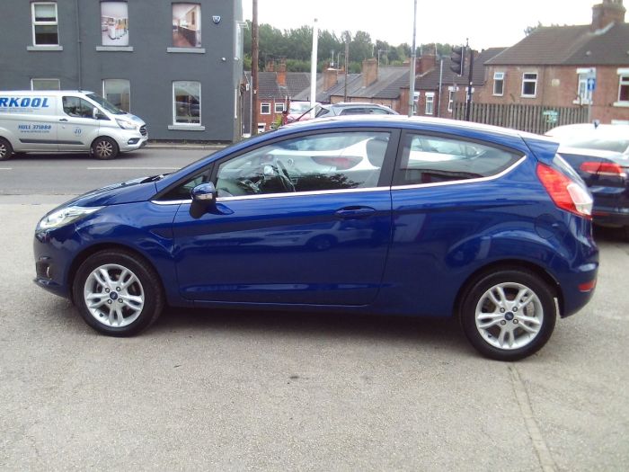 Ford Fiesta 1.0 EcoBoost Zetec 3dr-Nav Hatchback Petrol Blue