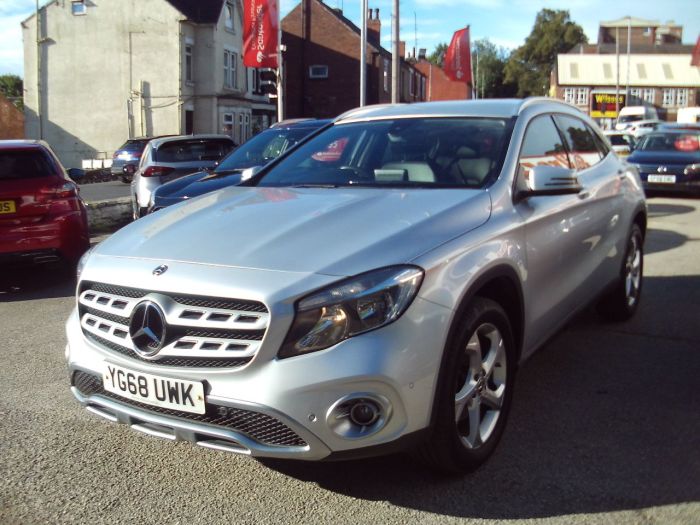 Mercedes-Benz GLA 1.6 GLA 200 Sport Executive 5dr-Nav Estate Petrol Silver