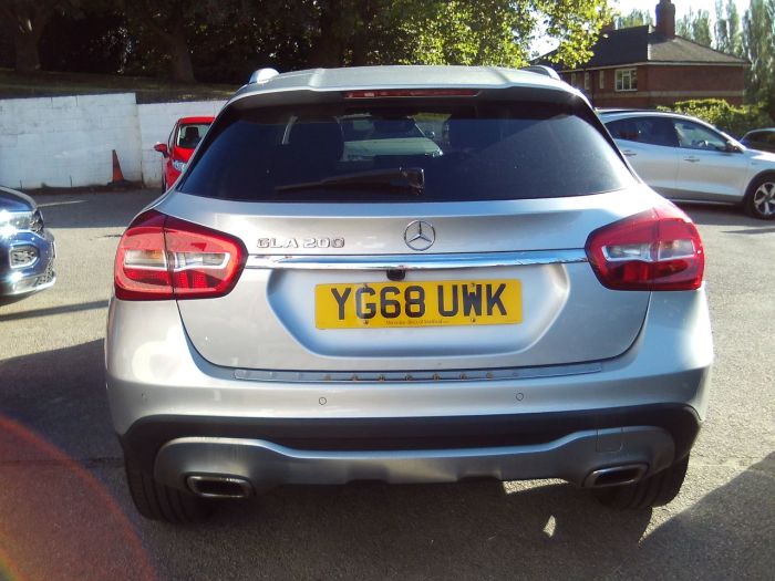 Mercedes-Benz GLA 1.6 GLA 200 Sport Executive 5dr-Nav Estate Petrol Silver