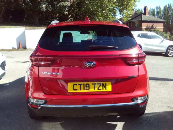 Kia Sportage 1.6 GDi ISG 2 5dr Estate Petrol Red